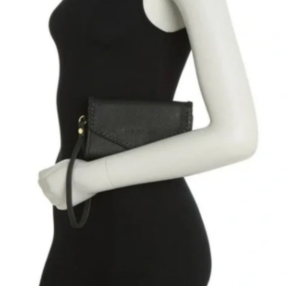 NWT Aimee Kestenberg Black Leather Spello Wallet Wristlet